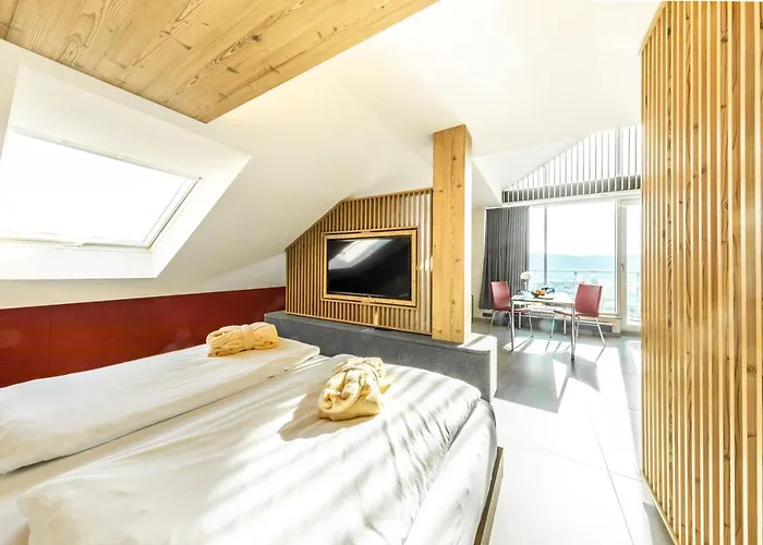 Fair Wellness & Jena Zollnitz