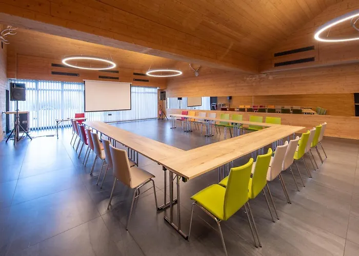 Fair Wellness & Jena Zollnitz