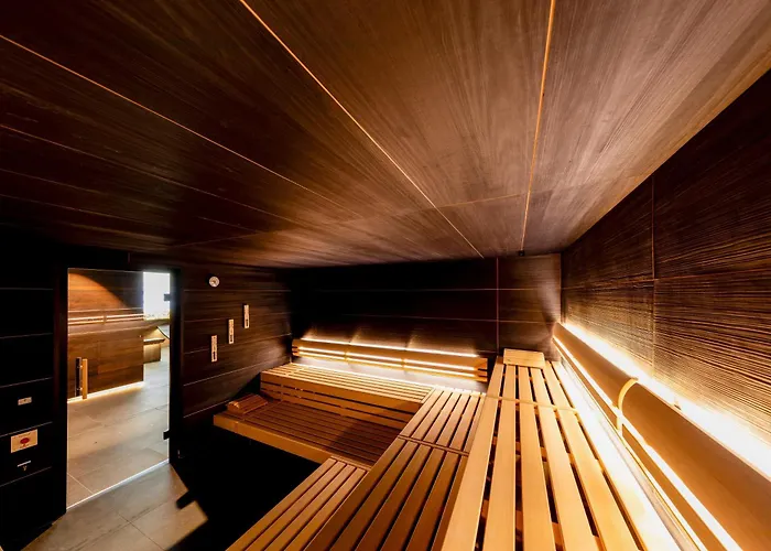 Fair Wellness & Jena Zollnitz