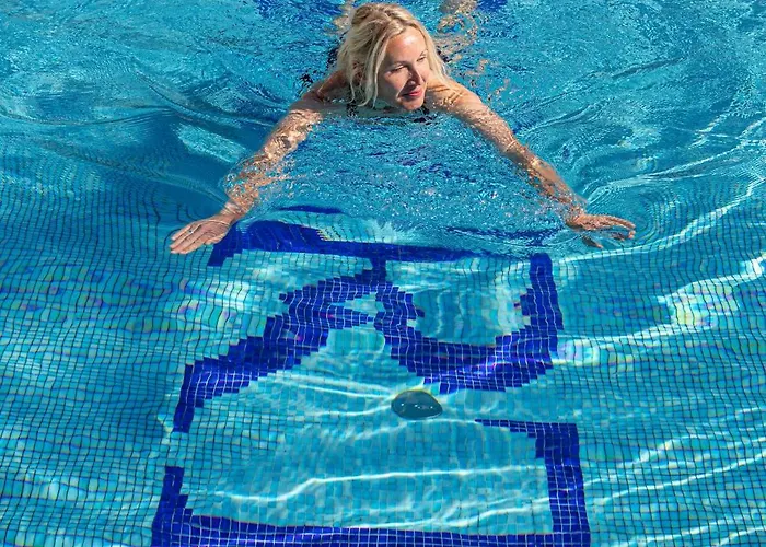 Θέρετρο Fair Wellness & Jena Zollnitz