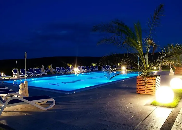 Fair Wellness & Jena